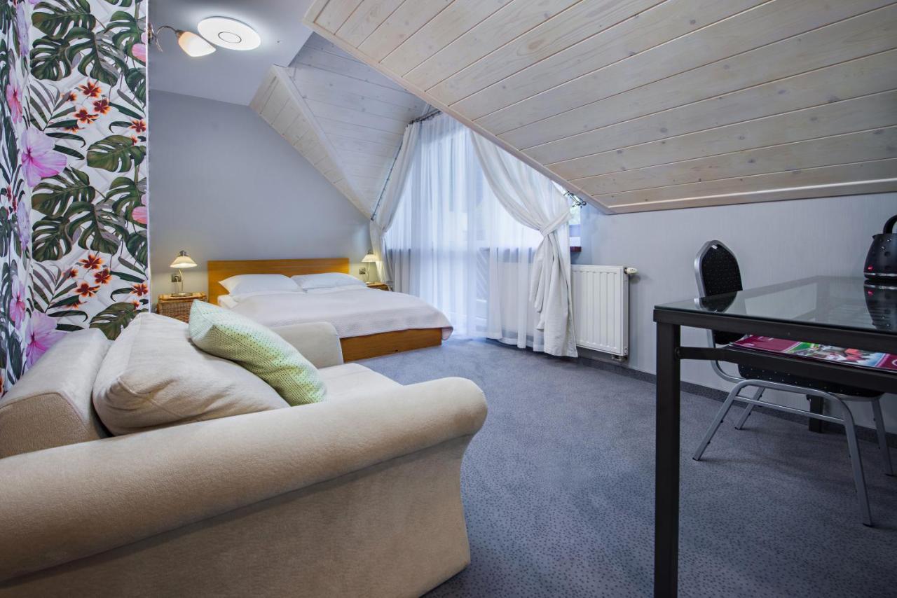 Hotel Zalesie Bochnia Extérieur photo