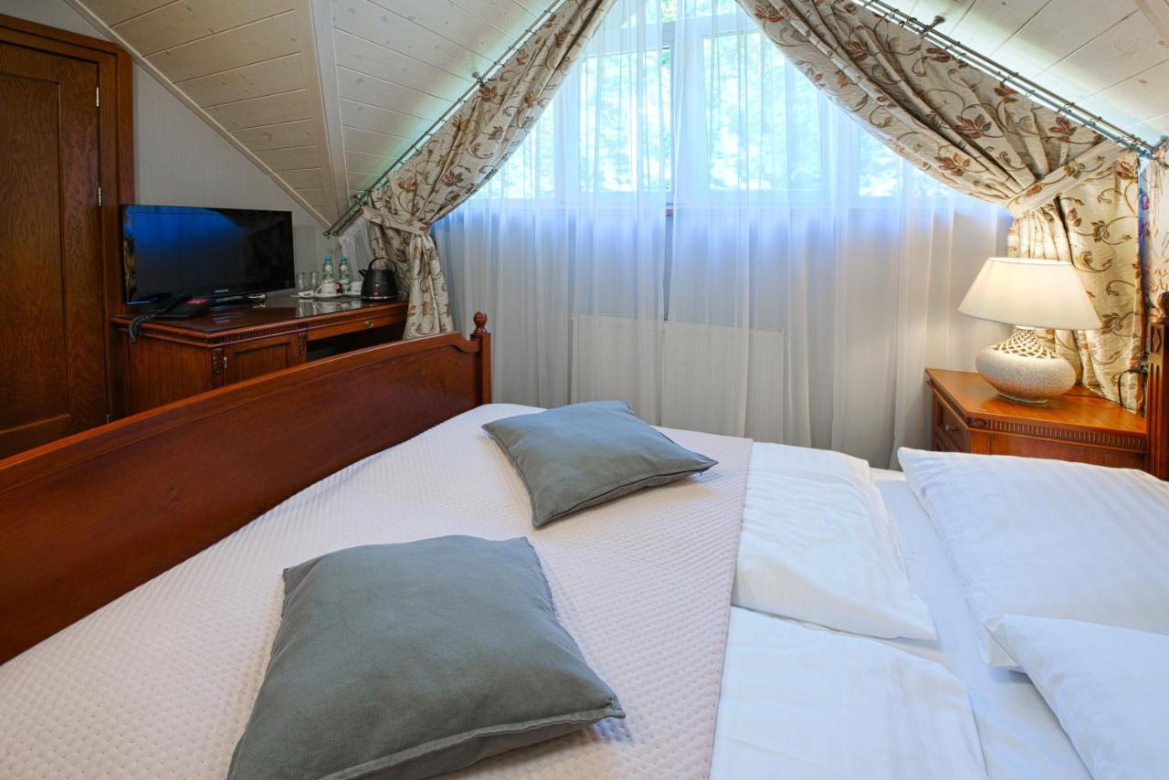 Hotel Zalesie Bochnia Extérieur photo