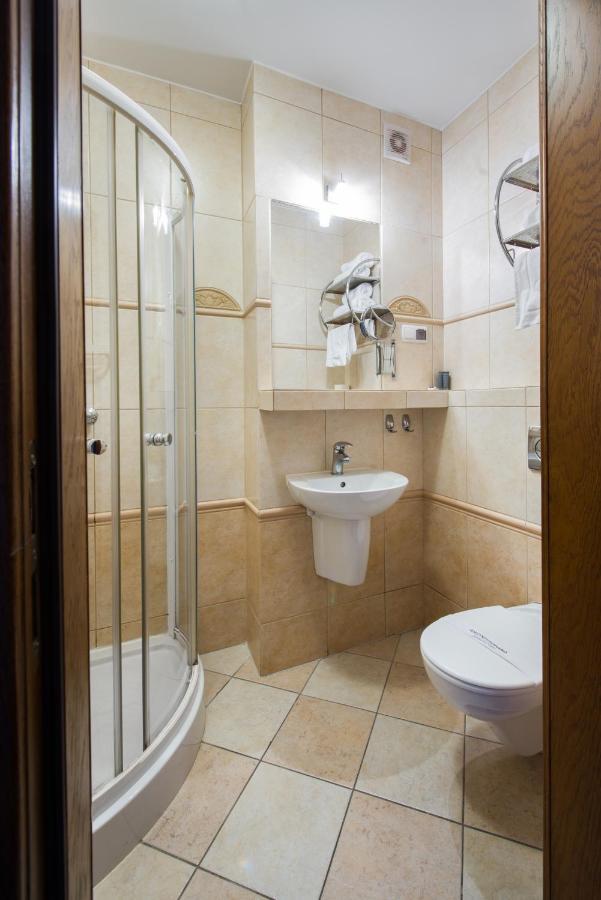 Hotel Zalesie Bochnia Extérieur photo