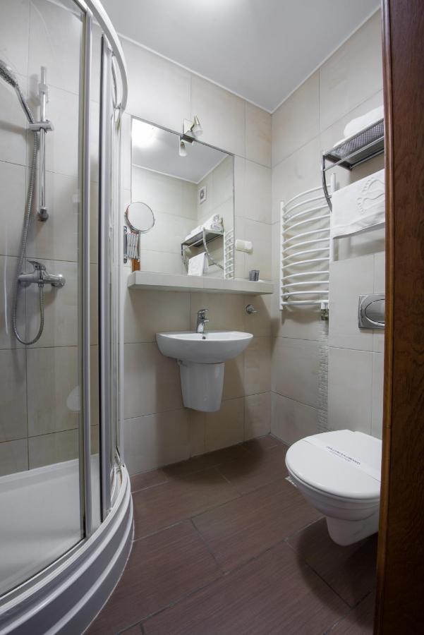 Hotel Zalesie Bochnia Extérieur photo