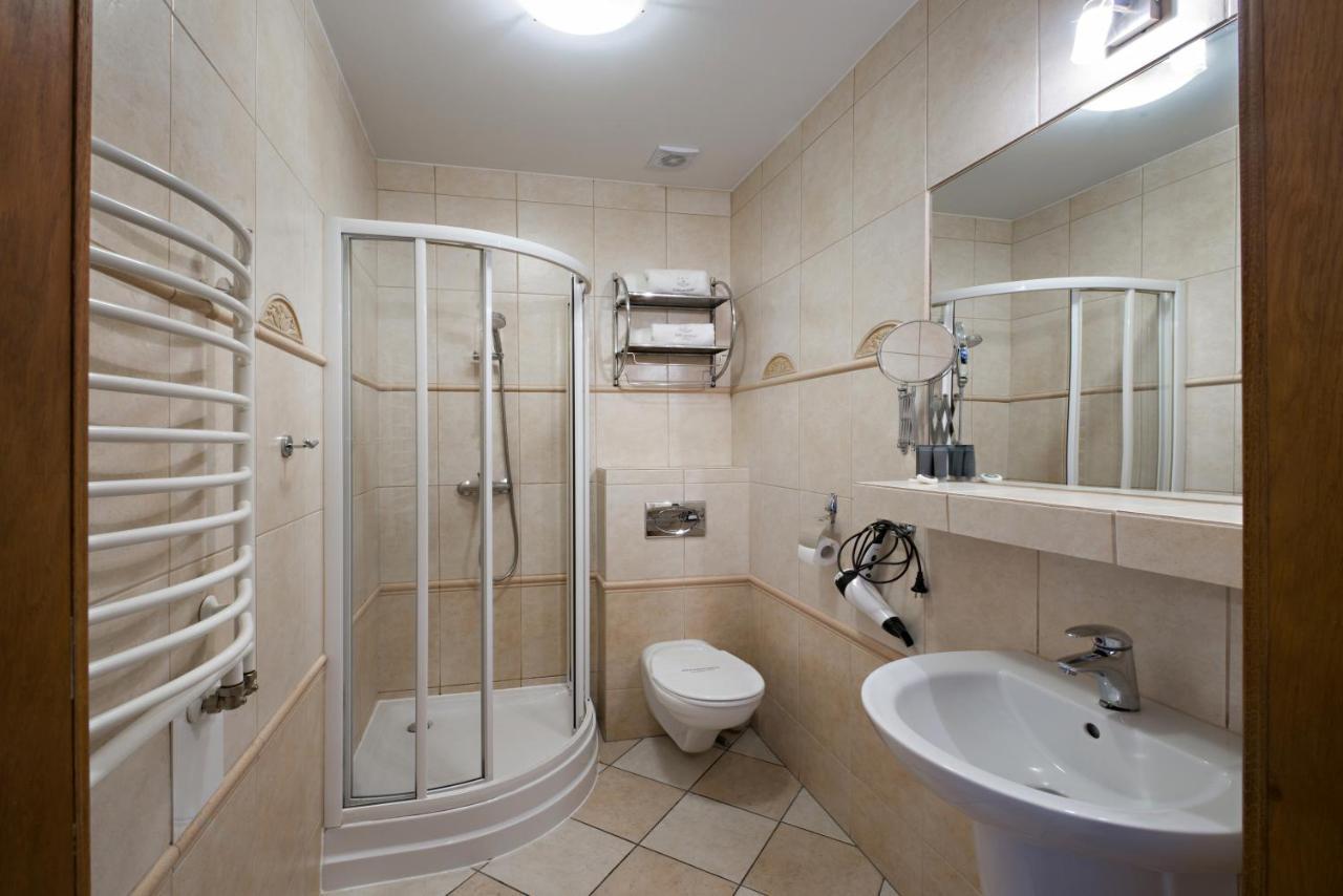 Hotel Zalesie Bochnia Extérieur photo